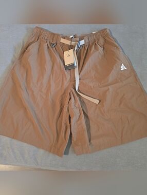 Nike ACG Men's Brown Outdoor Shorts with Webbing Belt
